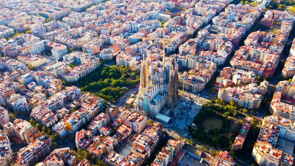 Sagrada Familia - Eixample panorámica Barcelona