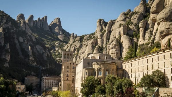 Experiencia Mágica en Montserrat 2024